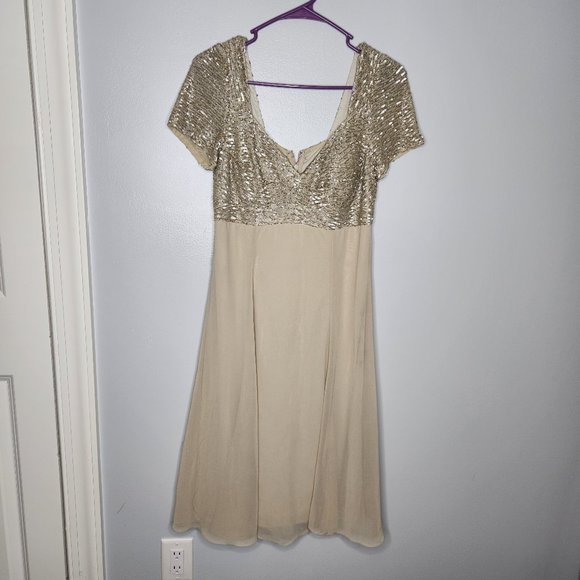 JS Collections Size 6 Gray Fully Sequined Bust Mini Dress - Picture 1 of 4